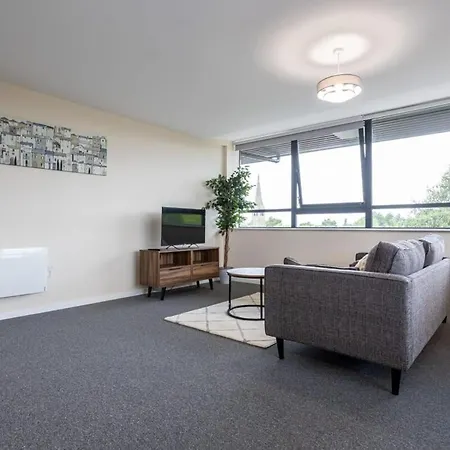 Lovely 2 Bedroom Modern Apartment Manchester Exterior photo