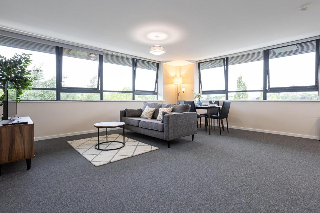 Appartement Lovely 2 Bedroom Modern *