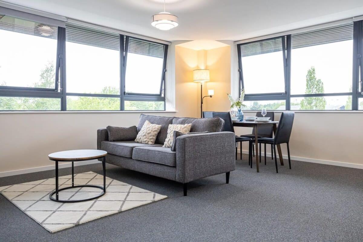 Lovely 2 Bedroom Modern Appartement